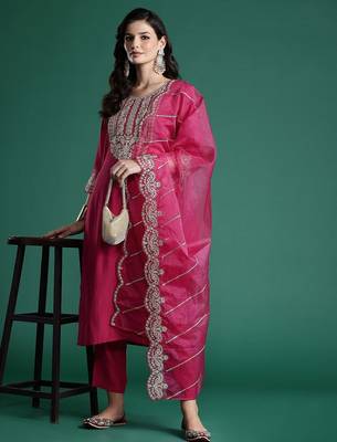 Women Ethnic Motifs Embroidered Zari Liva Kurta With Trousers & Dupatta 8
