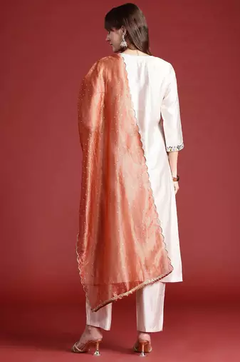 Ethnic Motifs Embroidered Thread Work Liva Kurta With Trousers & Dupatta