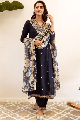 Women Ethnic Motifs Embroidered Regular Kurta with Salwar & With Dupatta