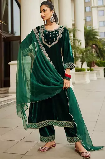 Women Ethnic Motifs Embroidered Regular Velvet Kurta with Trousers & With Dupatta