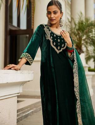 Women Ethnic Motifs Embroidered Regular Velvet Kurta with Trousers & With Dupatta 2