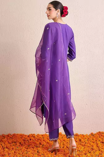 Women Ethnic Motifs Embroidered Regular Sequinned Kurta with Trousers & With Dupatta