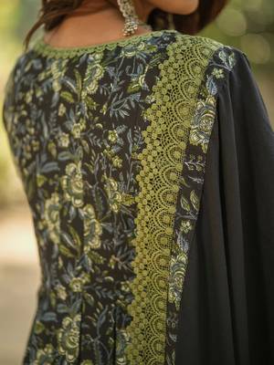 Floral Printed Pleated Pure Cotton Kurta With Trousers & Dupatta 6
