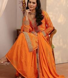 Women Bandhani Printed Regular Gotta Patti Kurta with Sharara & With Dupatta