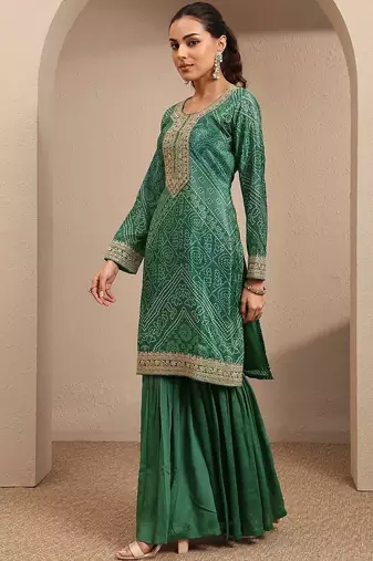 Women Ethnic Motifs Printed Regular Thread Work Kurta with Sharara & With Dupatta