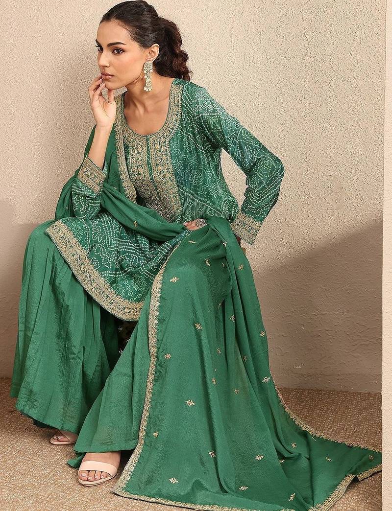 Women Ethnic Motifs Printed Regular Thread Work Kurta with Sharara & With Dupatta