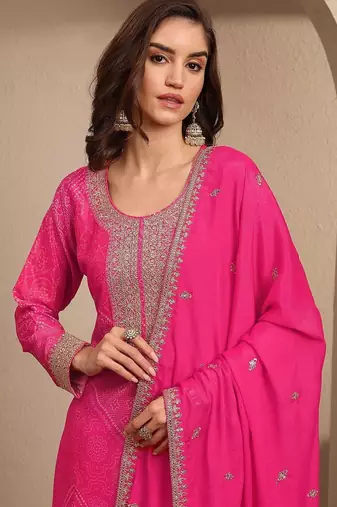 Women Bandhani Printed Regular Thread Work Kurta with Sharara & With Dupatta