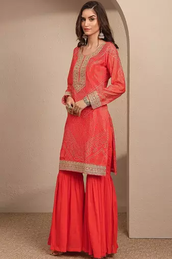 Women Ethnic Motifs Printed Regular Thread Work Kurta with Sharara & With Dupatta