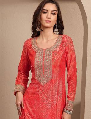 Women Ethnic Motifs Printed Regular Thread Work Kurta with Sharara & With Dupatta 6