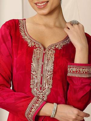 Womens Red Printed Chiffon Anarkali Kurta With Trousers & Dupatta 3