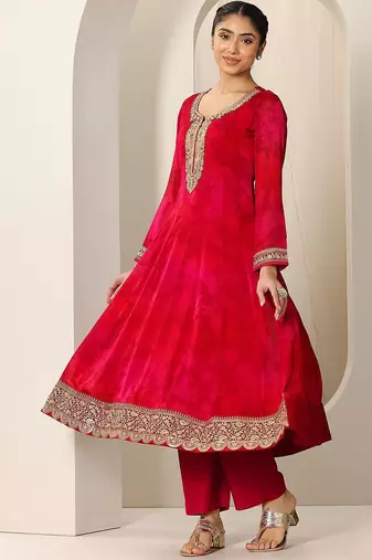 Womens Red Printed Chiffon Anarkali Kurta With Trousers & Dupatta
