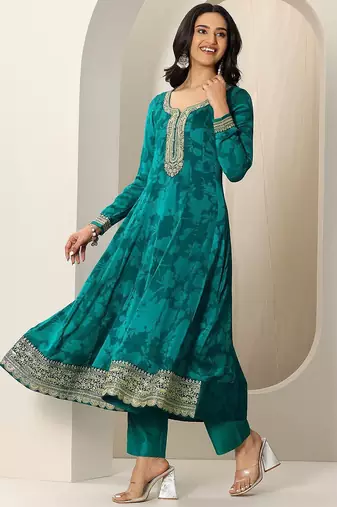 Womens Green Printed Chiffon Anarkali Kurta With Trousers & Dupatta