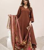 Women Floral Printed Regular Kurta with Trousers & Dupatta