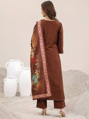 Women Floral Printed Regular Kurta with Trousers & Dupatta 4