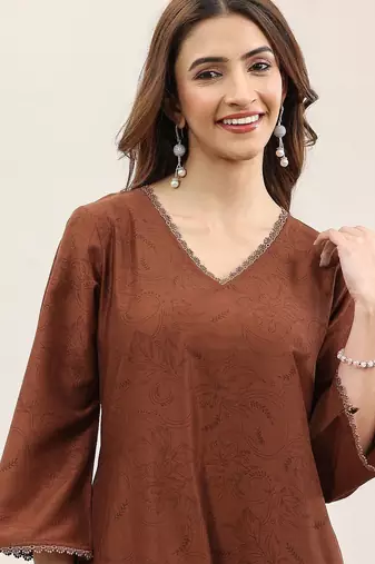 Women Floral Printed Regular Kurta with Trousers & Dupatta