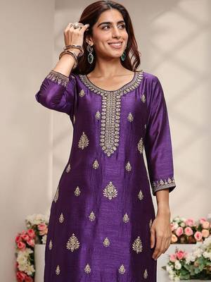 Purple Ethnic Motifs Embroidered Straight Suit Set with Dupatta 4