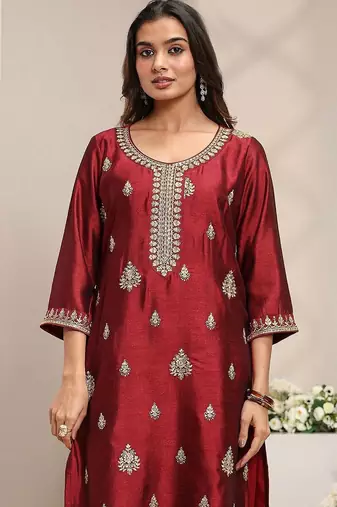 Maroon Ethnic Motifs Embroidered Straight Suit Set with Dupatta