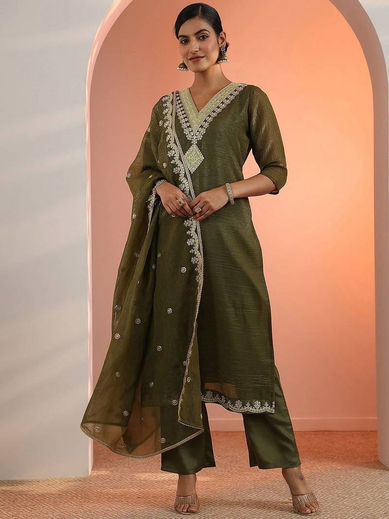 Women Woven Design Embroidered Kurta with Trousers & Dupatta