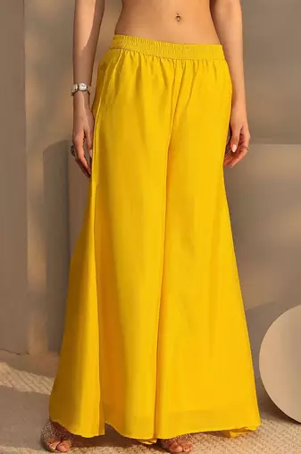 Women Ethnic Motifs Embroidered Regular Thread Work Kurta with Sharara & With Dupatta