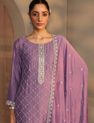 Women Ethnic Motifs Embroidered Regular Thread Work Kurta with Trousers & With Dupatta 3