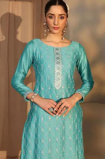 Women Ethnic Motifs Embroidered Regular Thread Work Kurta with Trousers & With Dupatta