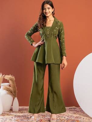 Bohemian Embroidered Tunic with Trousers 2