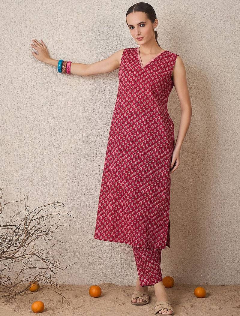 Printed Regular Pure Cotton Kurta with Trousers