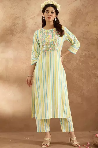 Women Floral Embroidered Regular Thread Work Pure Cotton Kurta with Trousers