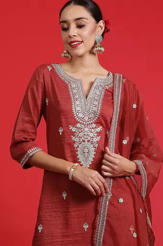 Ethnic Motifs Embroidered Sequinned Kurta With Trousers & Dupatta
