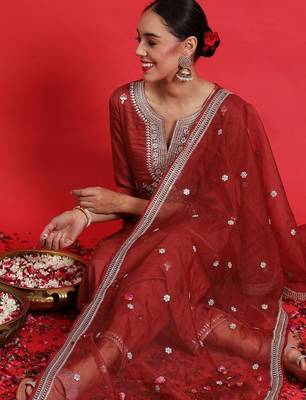 Ethnic Motifs Embroidered Sequinned Kurta With Trousers & Dupatta 4