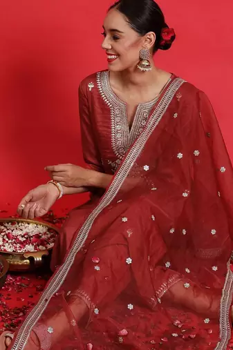 Ethnic Motifs Embroidered Sequinned Kurta With Trousers & Dupatta