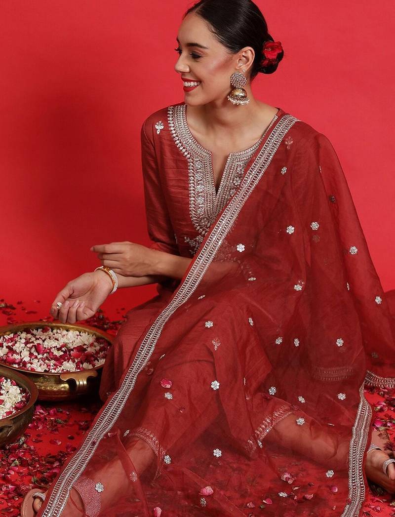 Ethnic Motifs Embroidered Sequinned Kurta With Trousers & Dupatta