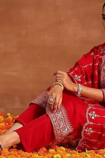 Pink Ethnic Motifs Sequinned Kurta With Trousers & Dupatta
