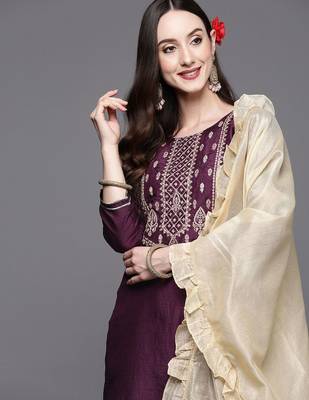 Women Purple Ethnic Motifs Yoke Design Thread Work Kurta with Trousers & Dupatta 2