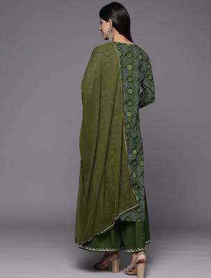 Women Green Bandhani Printed Thread Work Kurta with Sharara & With Dupatta 6