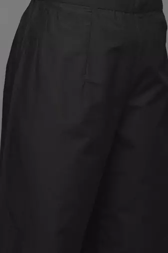 Women Black Floral Printed Kurta with Trousers & With Dupatta