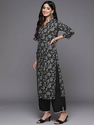 Women Black Floral Printed Kurta with Trousers & With Dupatta 6