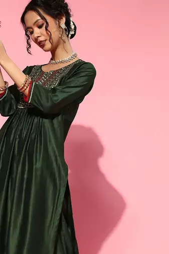 Green Silk Blend Calf Length Kurta Set
