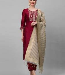 Women Burgundy Yoke Design Kurta with Trousers & With Dupatta