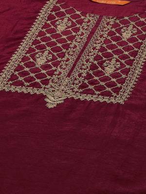 Women Burgundy Yoke Design Kurta with Trousers & With Dupatta 2