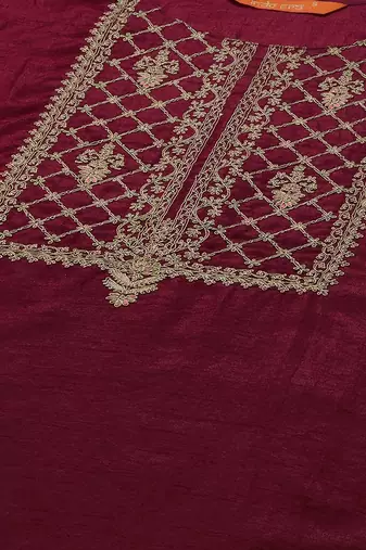 Women Burgundy Yoke Design Kurta with Trousers & With Dupatta