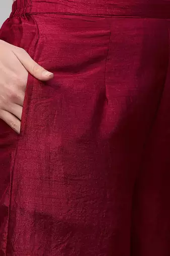 Women Burgundy Yoke Design Kurta with Trousers & With Dupatta