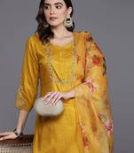Floral Embroidered Thread Work Kurta with Trousers & Dupatta