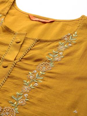 Floral Embroidered Thread Work Kurta with Trousers & Dupatta 2