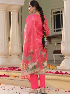 Rani Pink Ethnic Motifs Printed Zari Chandevri Cotton Kurta With Trousers & Dupatta Set 6