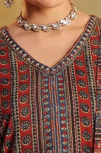 Blue Red Women Floral Printed Regular Cotton Kurta with Trousers & Dupatta Set