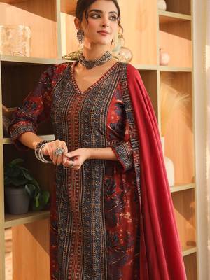 Red Blue Women Floral Printed Regular Cotton Kurta with Trousers & Dupatta Set 2