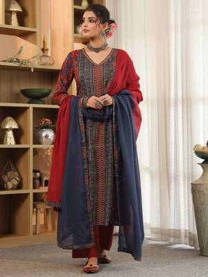 Red Blue Women Floral Printed Regular Cotton Kurta with Trousers & Dupatta Set 3