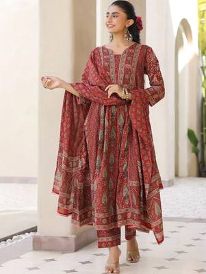 Maroon Ethnic Motifs Printed Pleated Cotton  Kurta Trouser Set With Dupatta 1