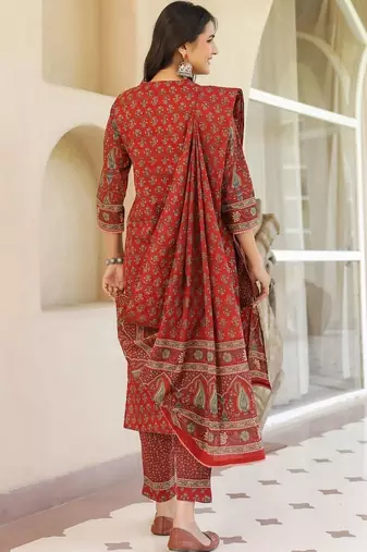 Maroon Ethnic Motifs Printed Pleated Cotton  Kurta Trouser Set With Dupatta